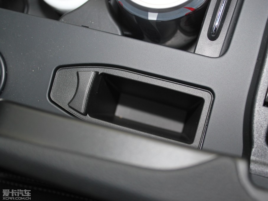 2011��YE���p�T E 260 CGI Coupe