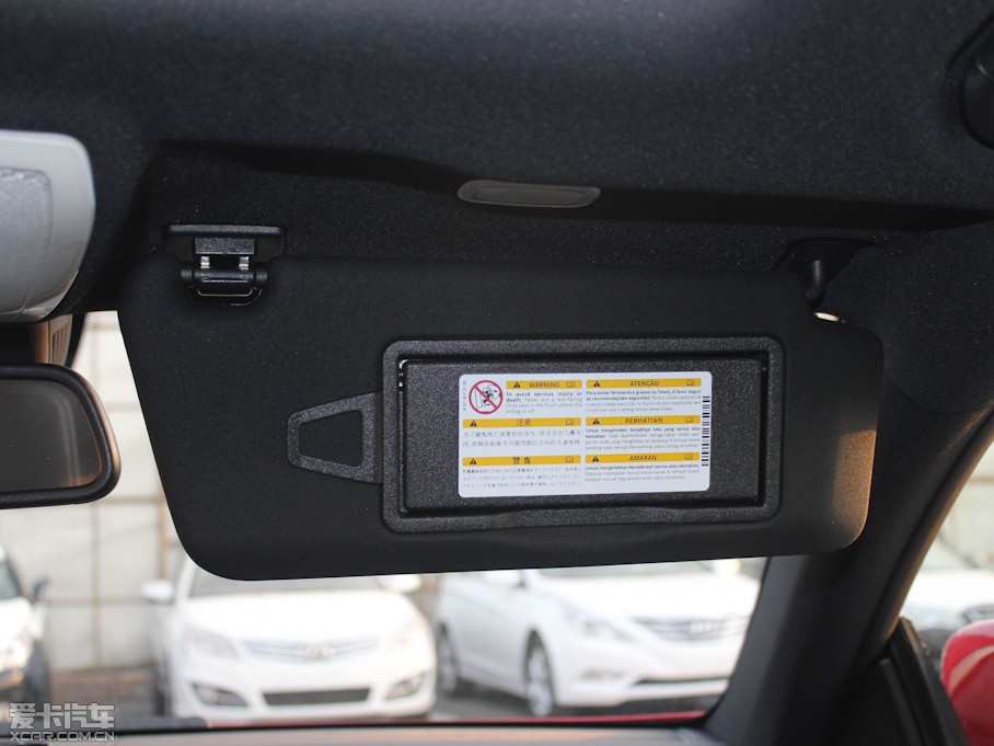 2011��YE���p�T E 260 CGI Coupe