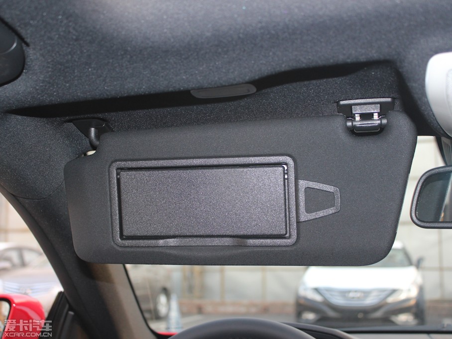 2011��YE���p�T E 260 CGI Coupe