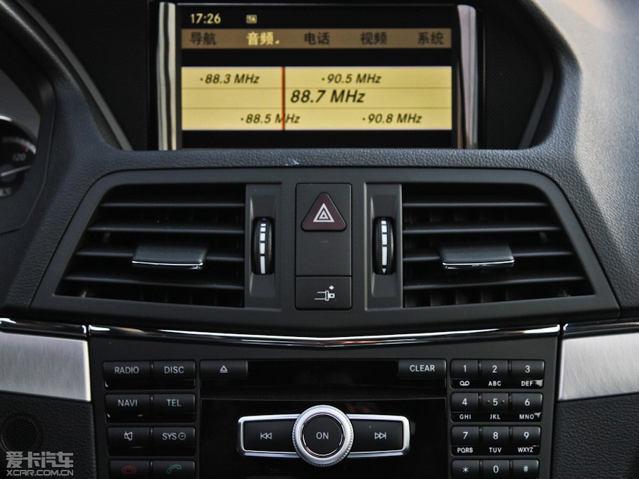 2011��YE���p�T E 260 CGI Coupe