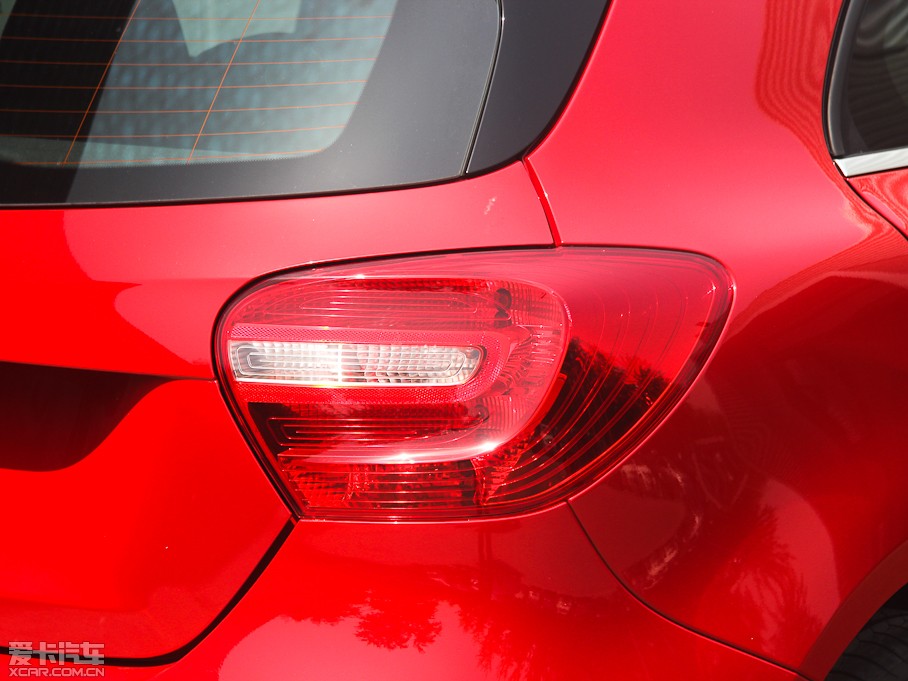 2013��YA��(�M��) A 180