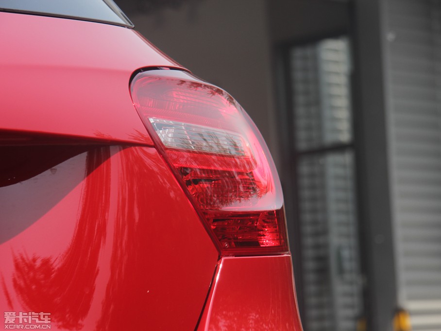 2013��YA��(�M��) A 180