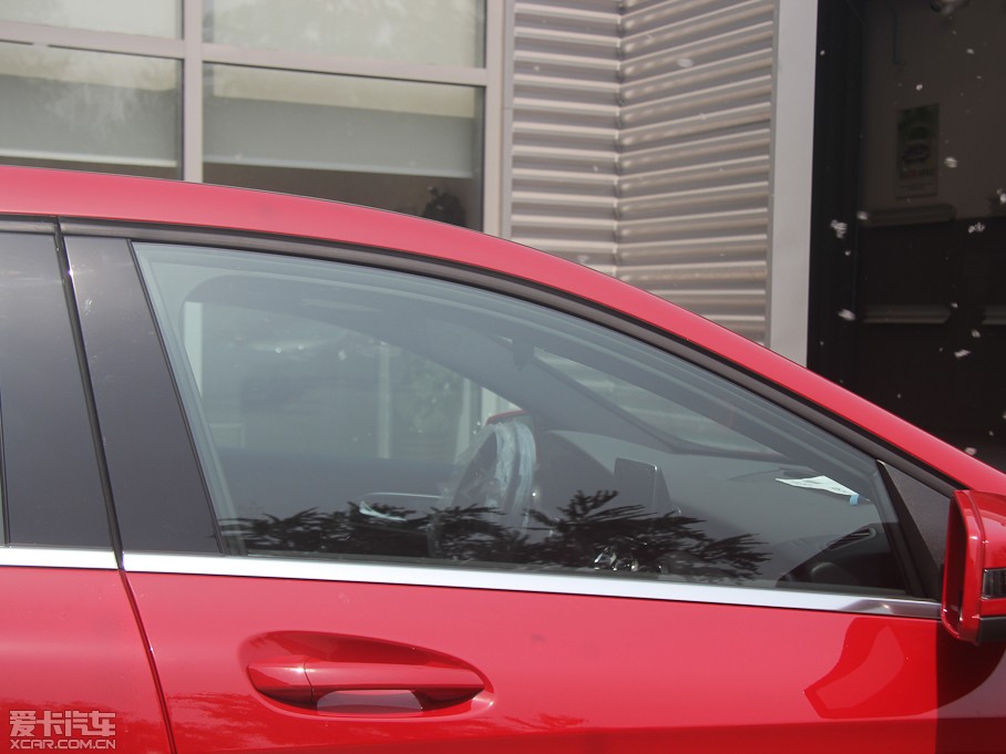 2013��YA��(�M��) A 180