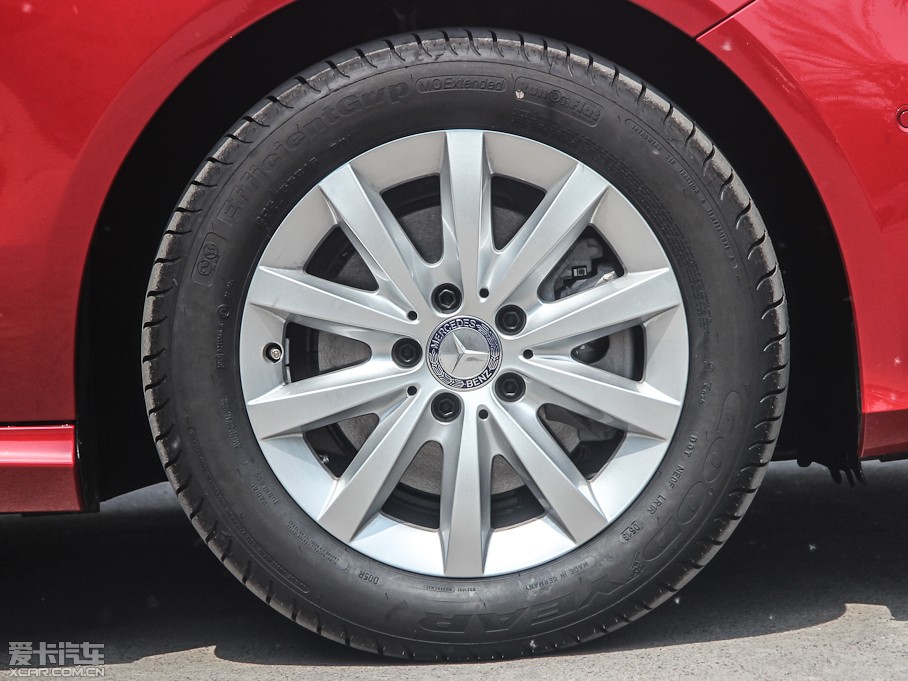 2013��YA��(�M��) A 180