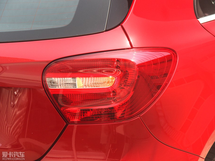 2013��YA��(�M��) A 180