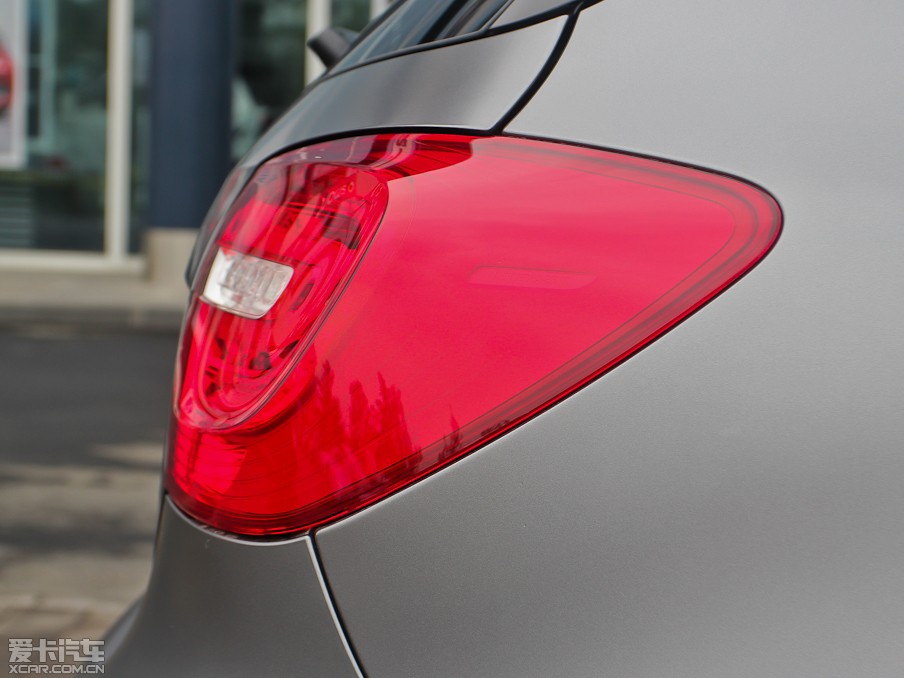 2013YA(M) A 260 \