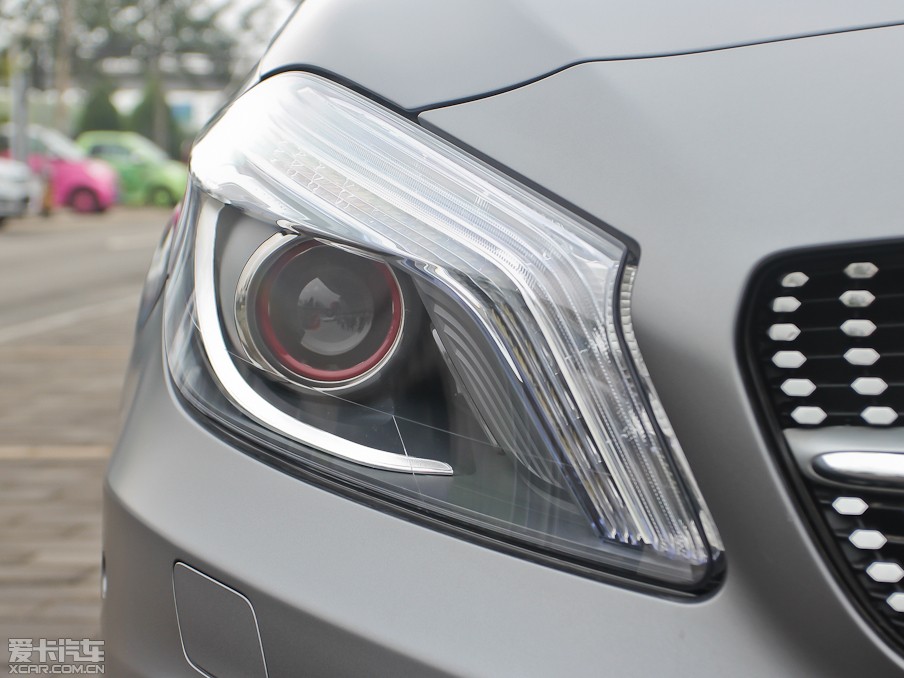 2013YA(M) A 260 \