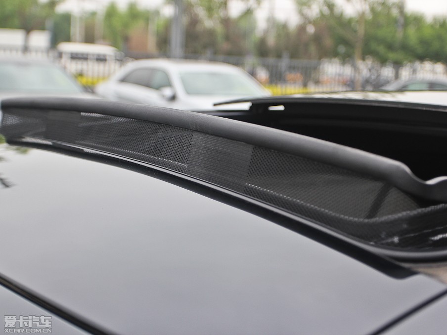 2013YA(M) A 260 \