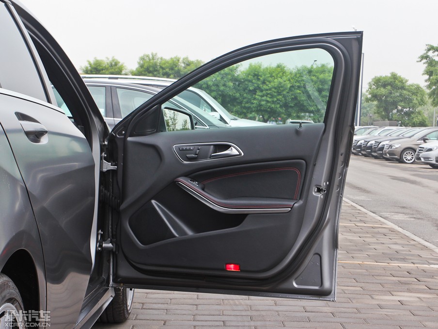 2013YA(M) A 260 \