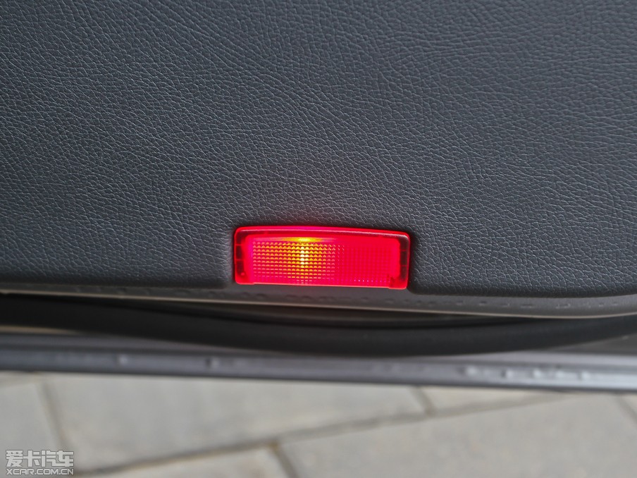 2013YA(M) A 260 \