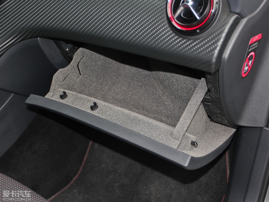 2013��YA��(�M��) A 260 �\����