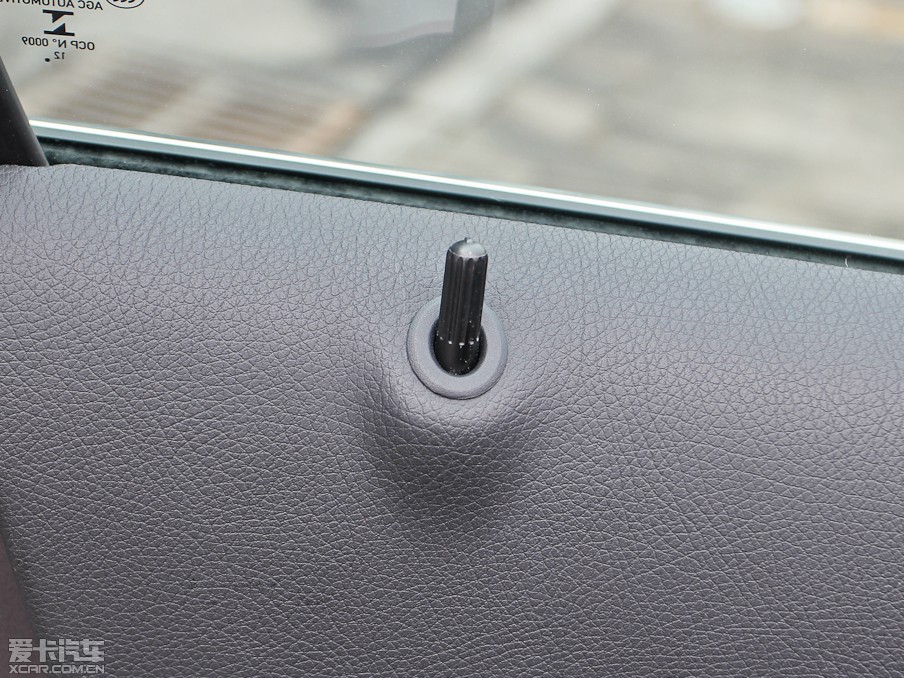 2013��YA��(�M��) A 260 �\����