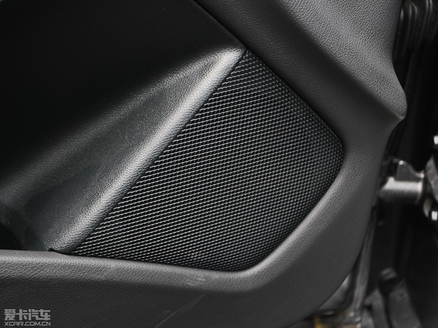 2013YA(M) A 260 \