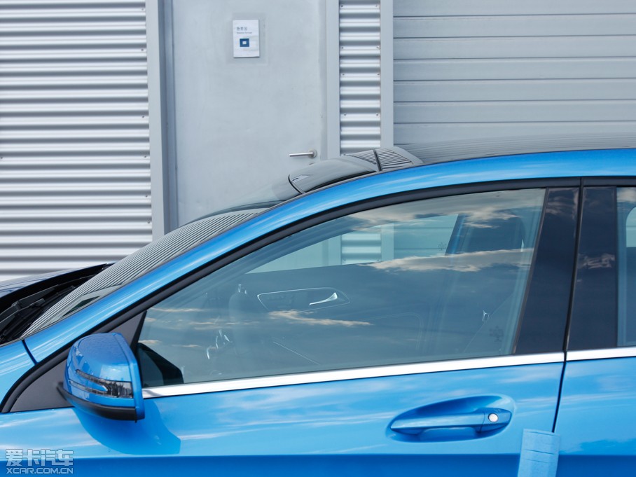 2013��YA��(�M��) A 200