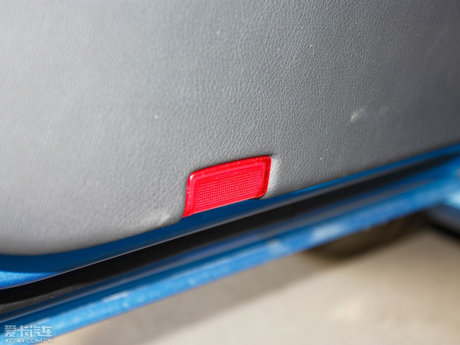 2013��YA��(�M��) A 200