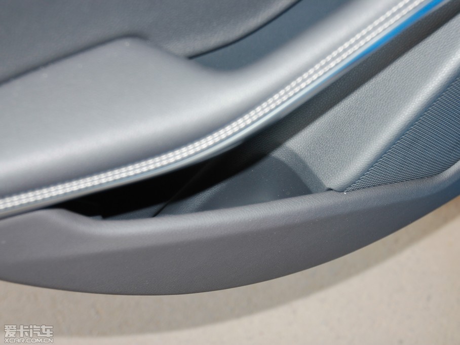 2013��YA��(�M��) A 200