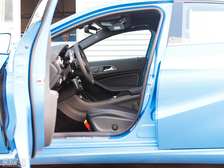 2013��YA��(�M��) A 200