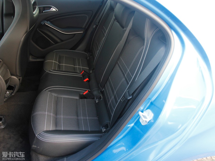 2013��YA��(�M��) A 200