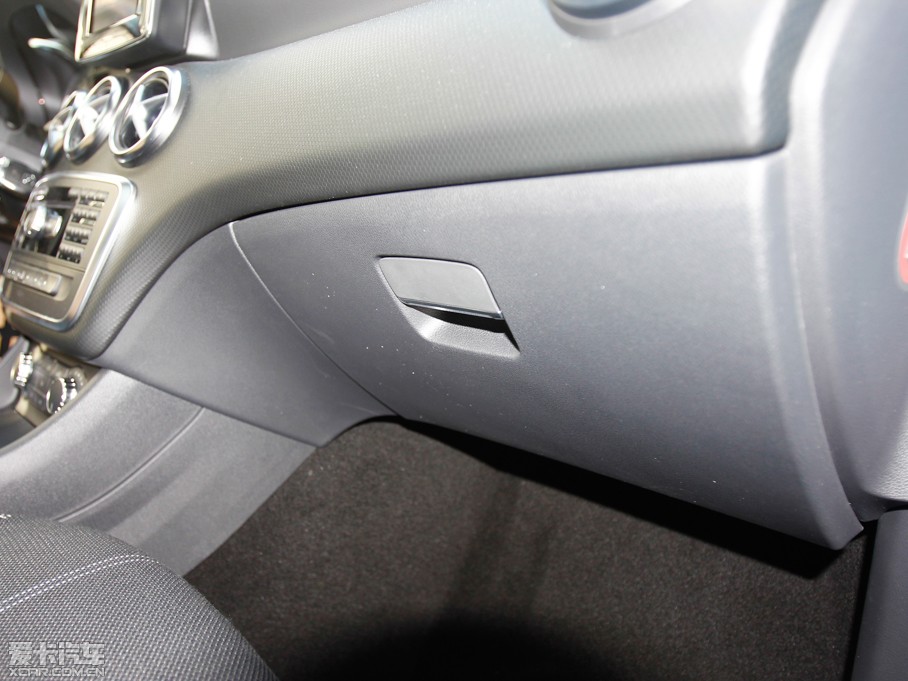 2013��YA��(�M��) A 200