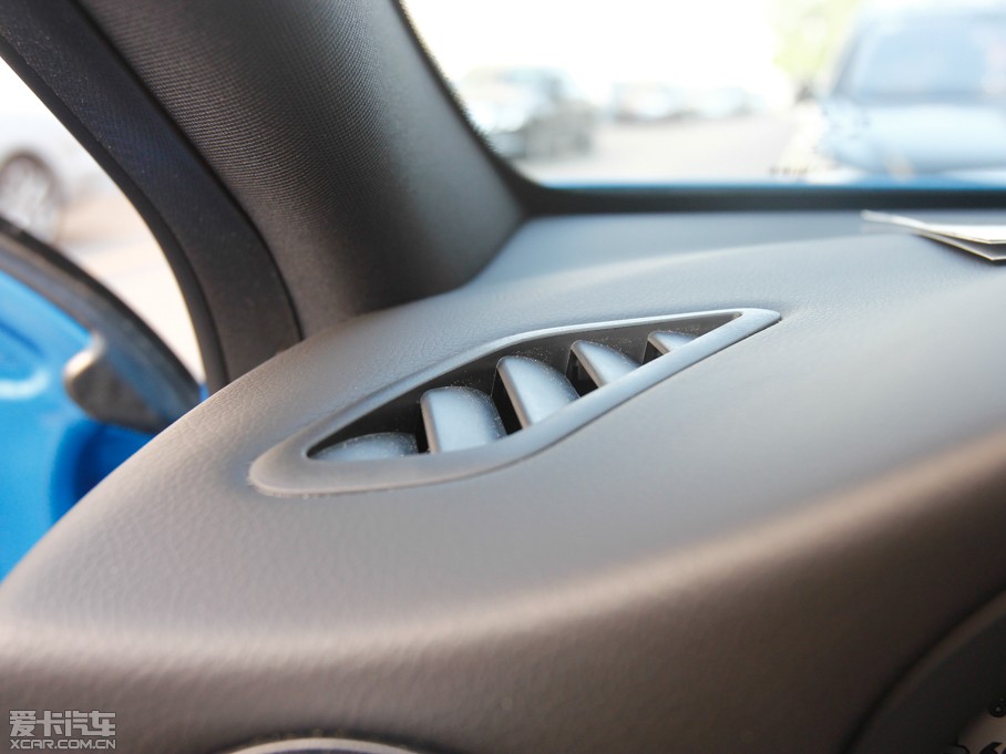 2013��YA��(�M��) A 200