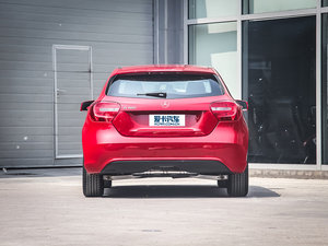 2013款A 180 正后	