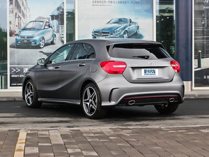 2013款A 260 运动型 左后45度