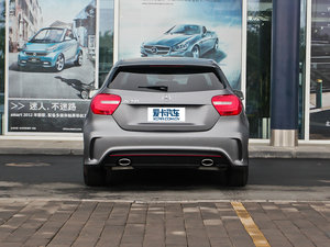 2013款A 260 运动型 正后	