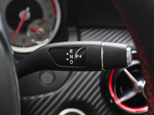 2013款A 260 运动型 换挡杆