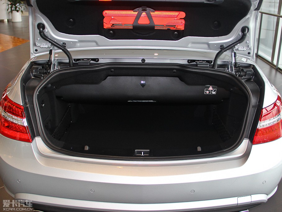 2011YE E 350 CGI I܇