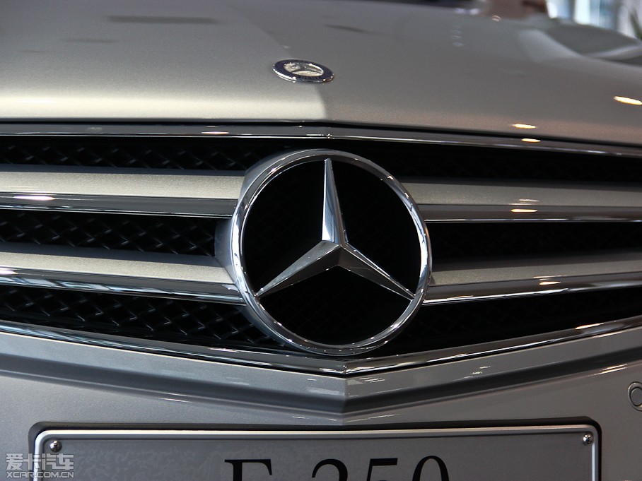 2011YE E 350 CGI I܇
