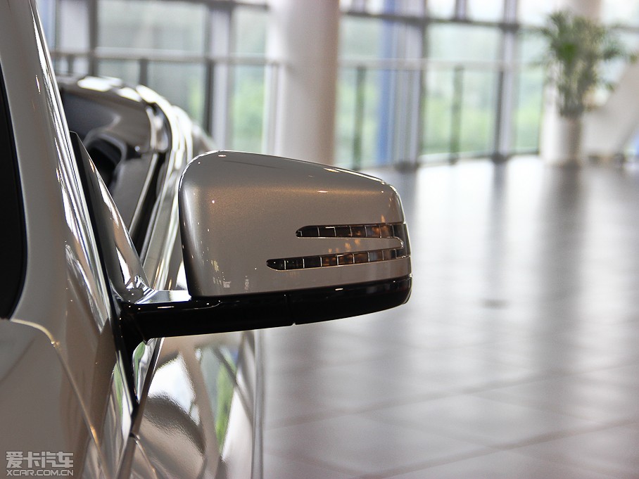 2011YE E 350 CGI I܇