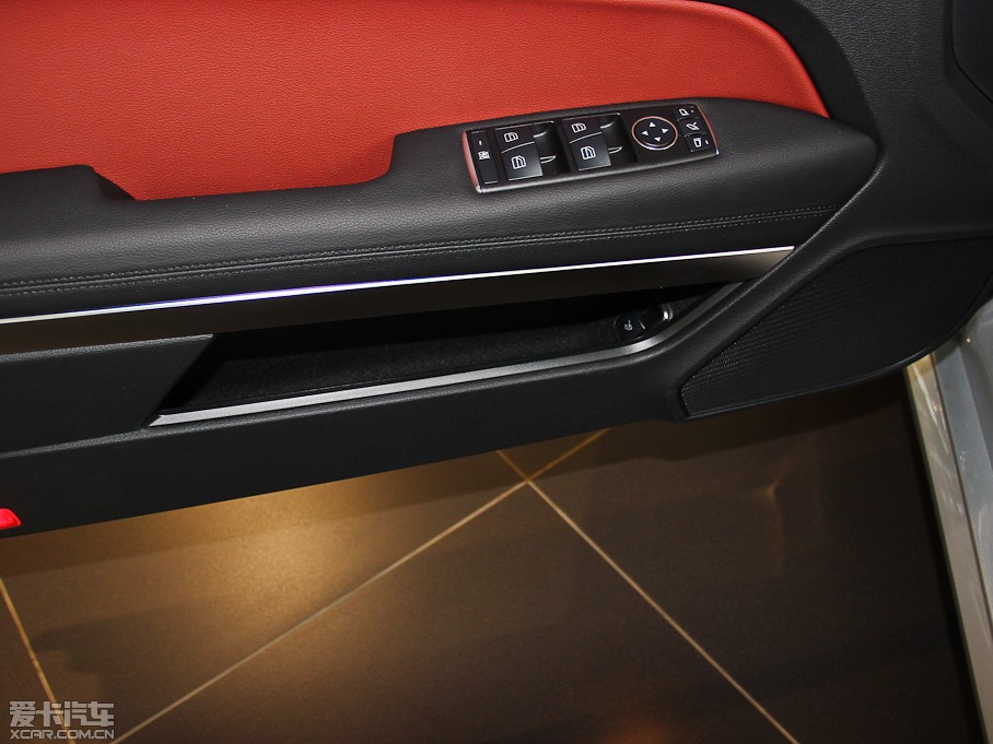 2011YE E 350 CGI I܇