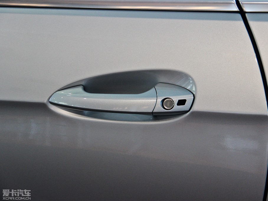 2011YE E 350 CGI I܇