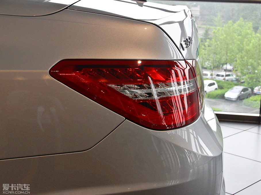 2011YE E 350 CGI I܇