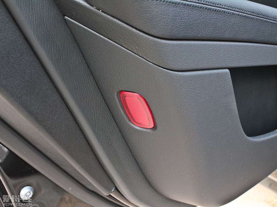 2012YS(j) S 300L ̄(w) Grand Edition