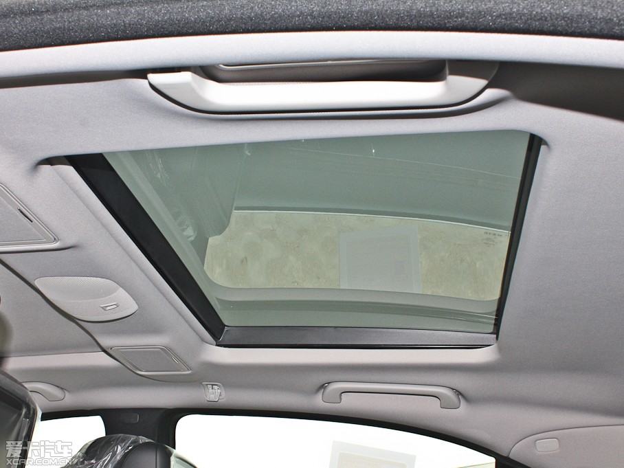 2012YS(j) S 300L ̄(w) Grand Edition