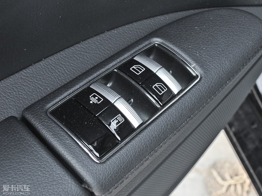 2012YS(j) S 300L ̄(w) Grand Edition