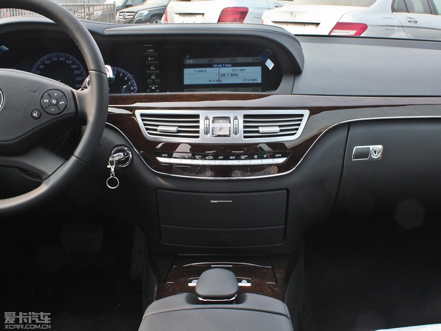 2012YS S 300L ̄(w) Grand Edition