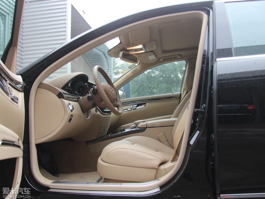 2012YS S 300L A Grand Edition