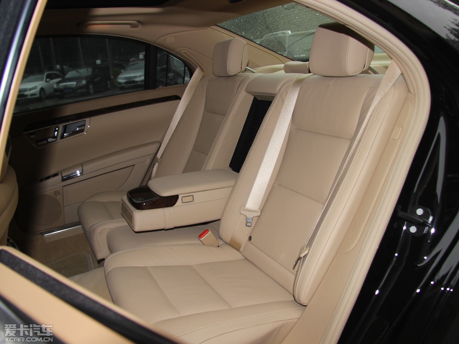 2012YS(j) S 300L A Grand Edition