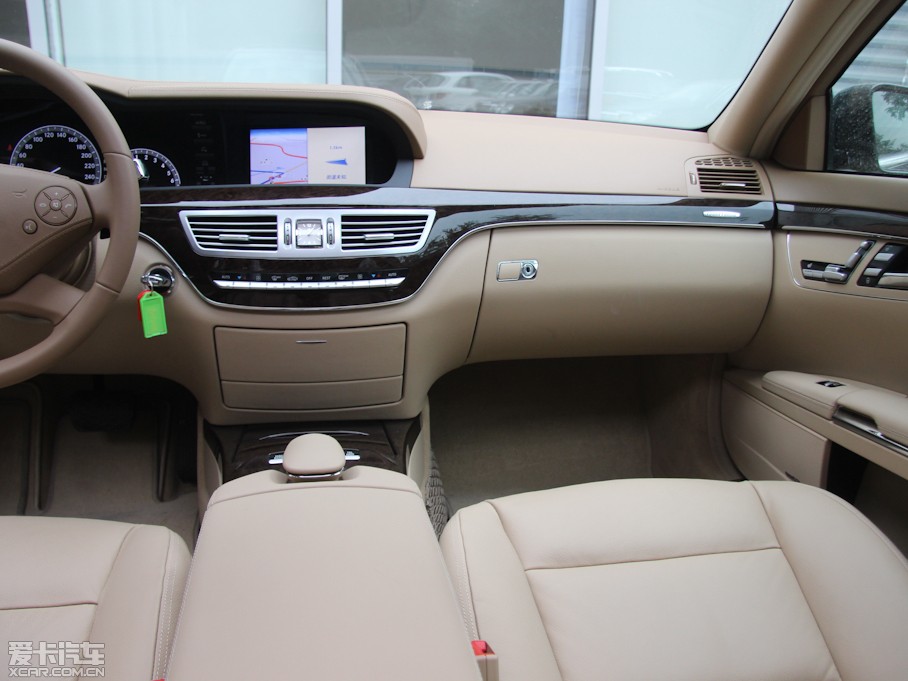 2012YS(j) S 300L A Grand Edition