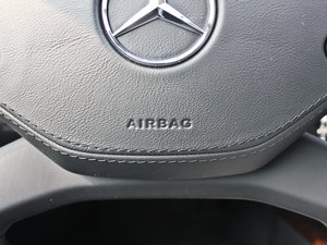 2012S 300L ̄հ Grand Edition g