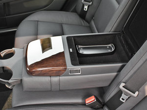 2012S 300L ̄հ Grand Edition g