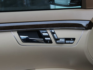 2012S 300L A Grand Edition g