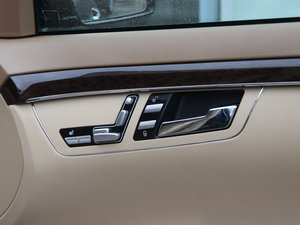 2012S 300L A Grand Edition g