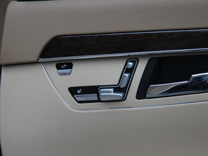 2012S 300L A Grand Edition g