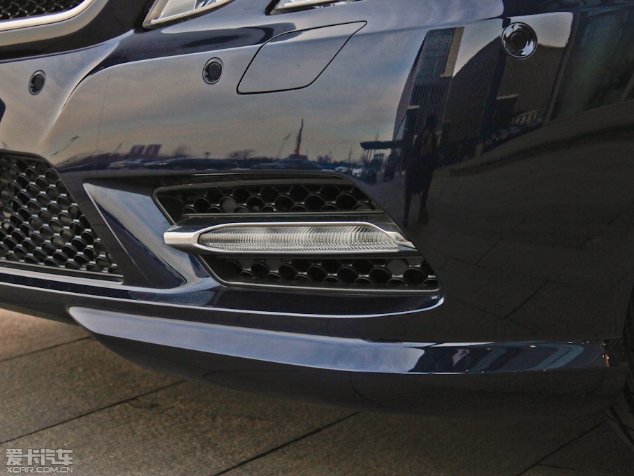 2012��YE���p�T E 260 CGI Coupe