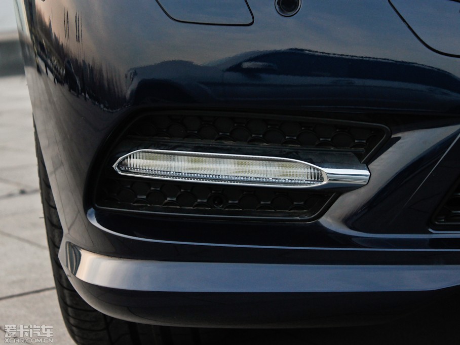 2012��YE���p�T E 260 CGI Coupe