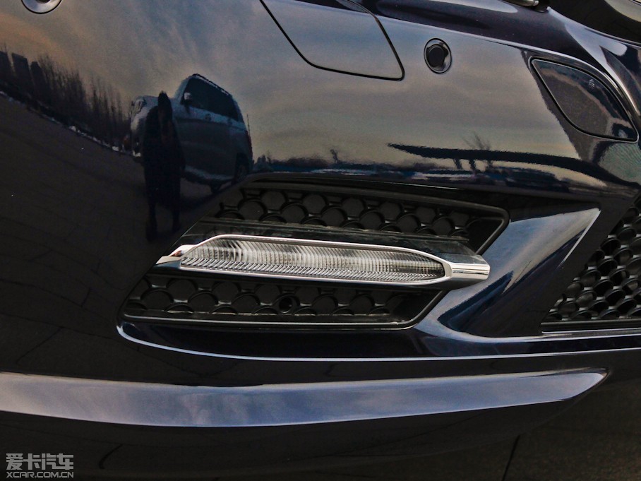 2012��YE���p�T E 260 CGI Coupe