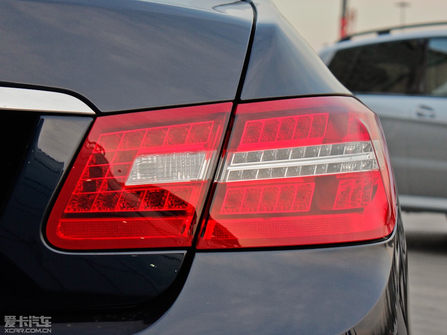 2012��YE���p�T E 260 CGI Coupe